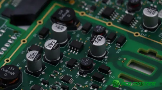 Audio capacitor mounted on a PCB for electronic circuit applications