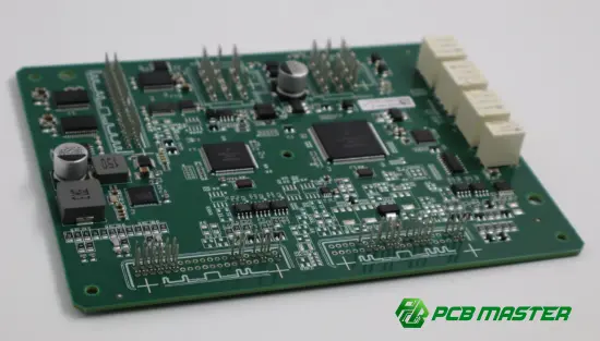 PCB with electronic components including inductors for power and signal filtering